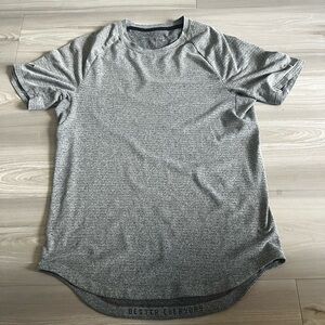 Like New Lululemon Drysense Short Sleeve Shirt Size medium
